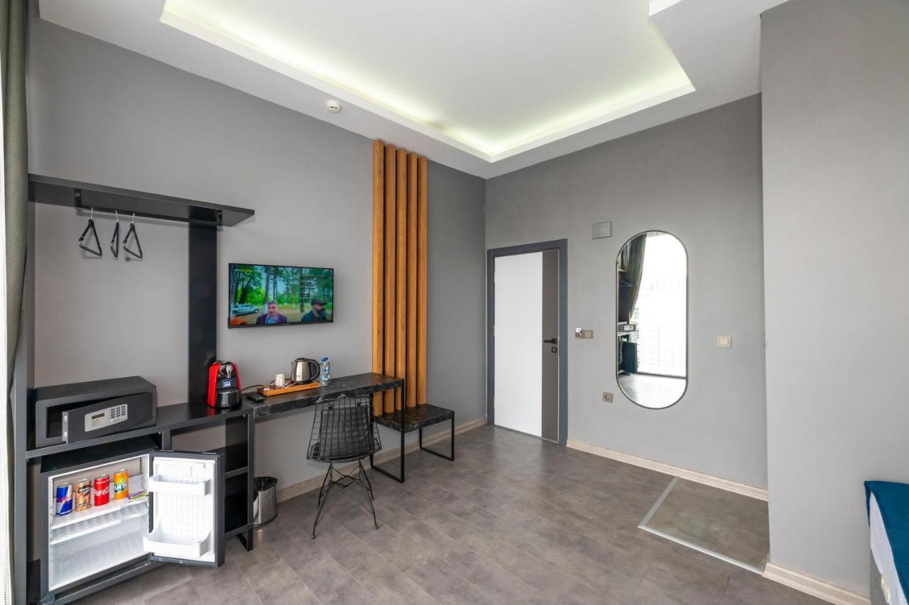 Arnavutkoy Melanj Airport Hotel מראה חיצוני תמונה