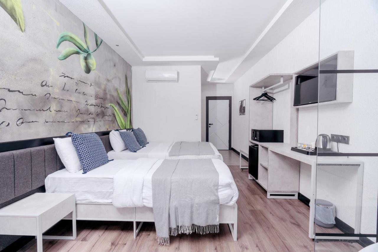 Arnavutkoy Melanj Airport Hotel מראה חיצוני תמונה